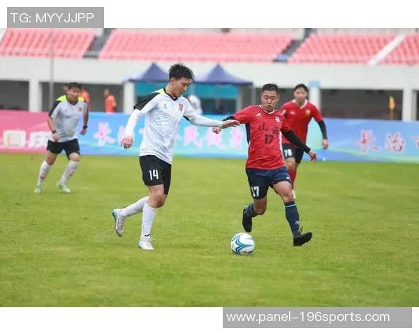 足球配合的艺术探讨如何提升团队默契与比赛表现 足球配合的艺术探讨如何提升团队默契与比赛表现